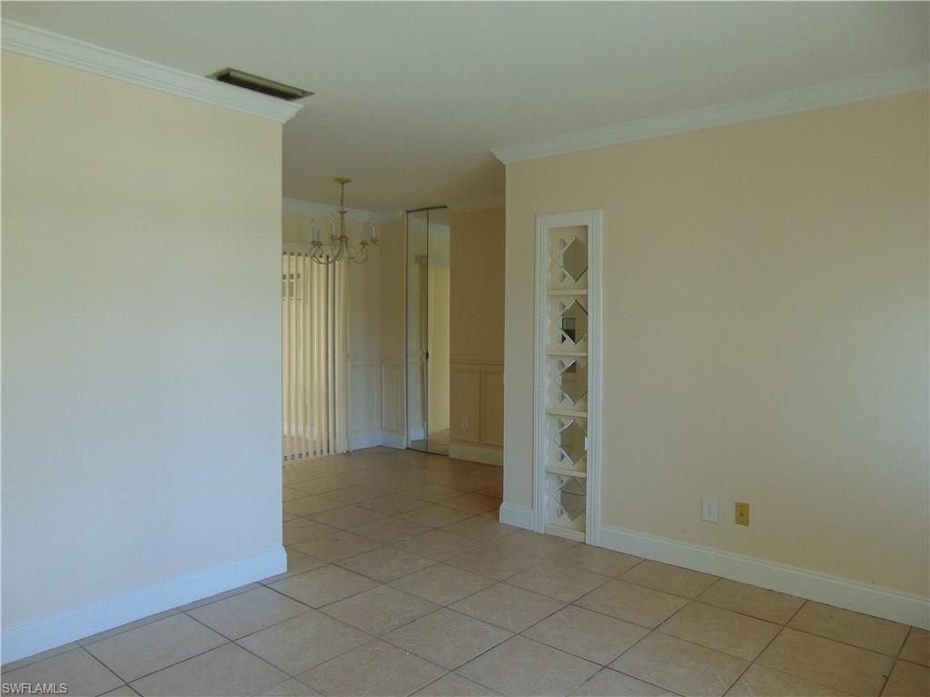 117 Stetson ST photo 6