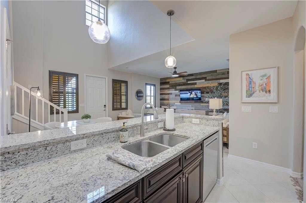 11711 Izarra WAY 6107 photo 8