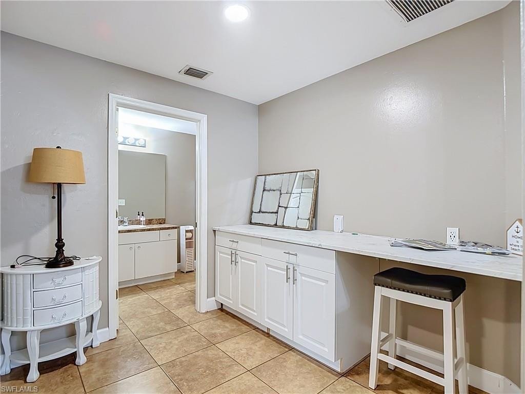 Flex area or office space