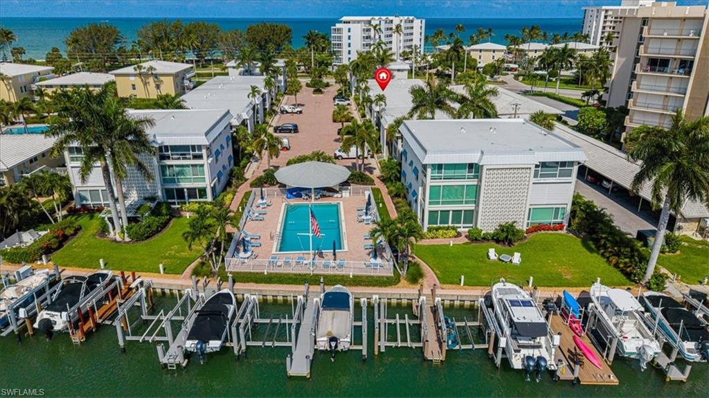 2100 Gulf Shore BLVD N 111