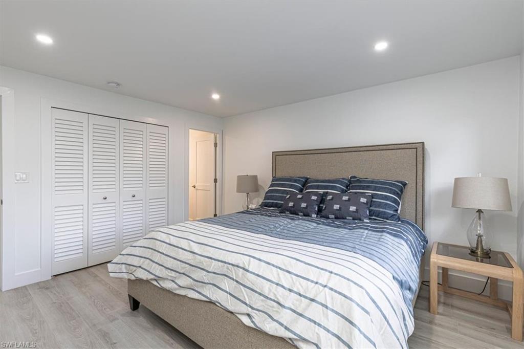 2100 Gulf Shore BLVD N 111 photo 11