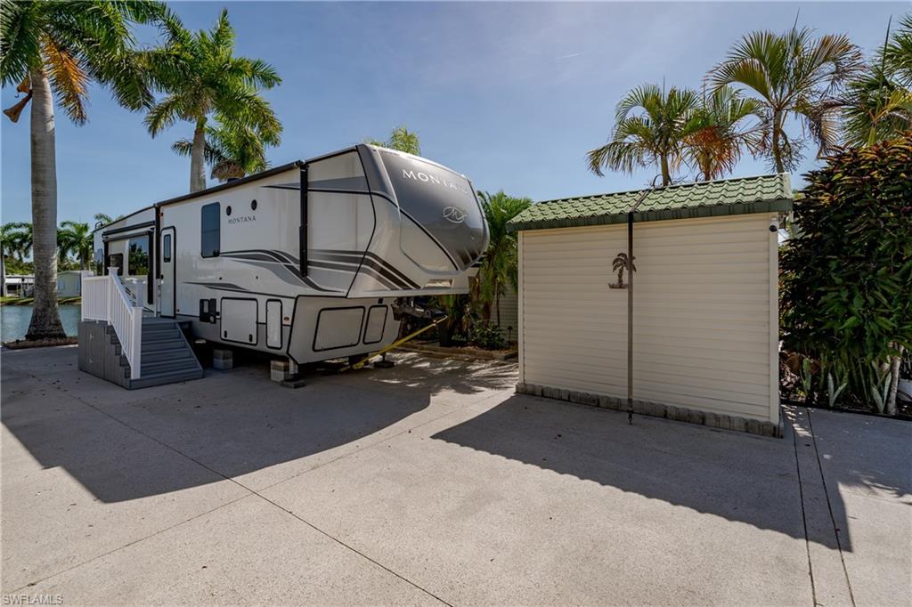 1146 Silver Lakes BLVD photo 8