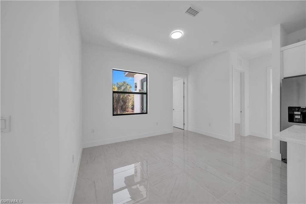 4703 Sara AVE N photo 12