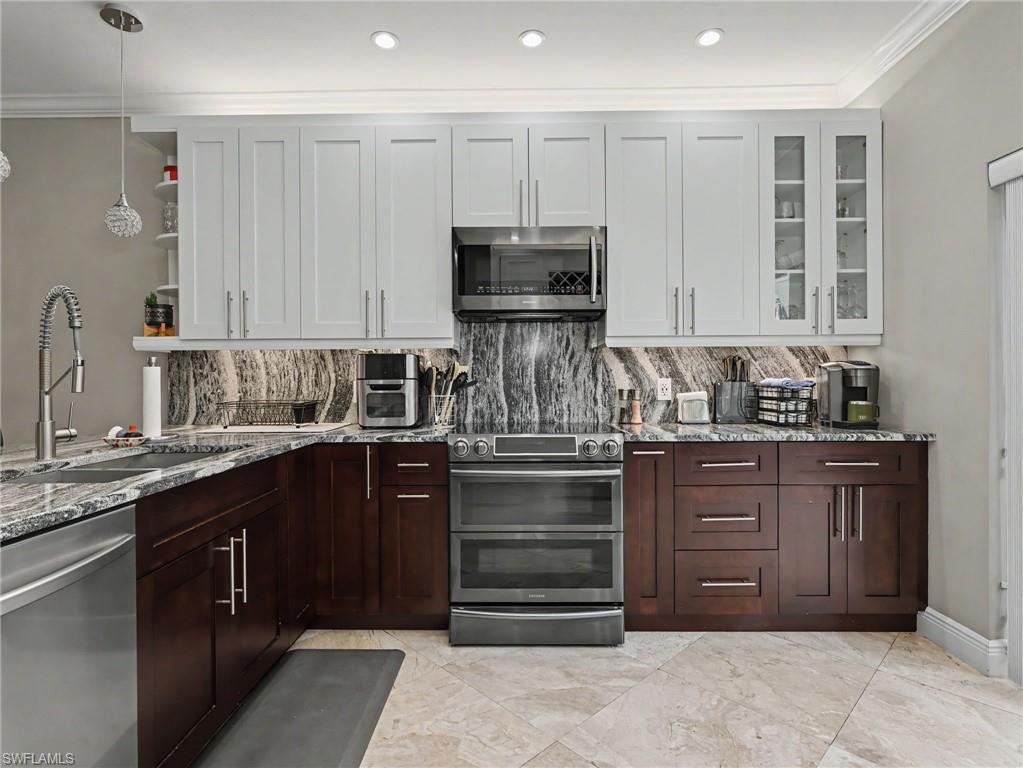 3299 Megan LN 4 photo 13