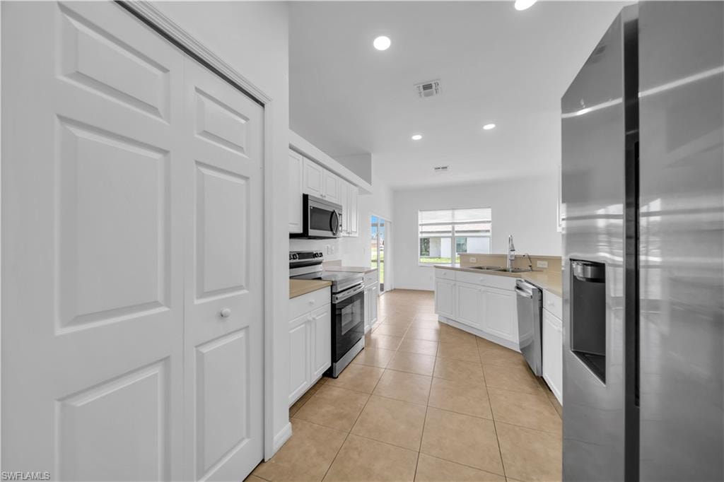 21 Kismet PKWY E photo 7