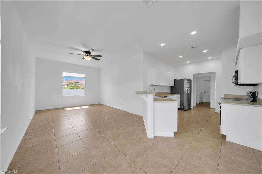 21 Kismet PKWY E photo 9
