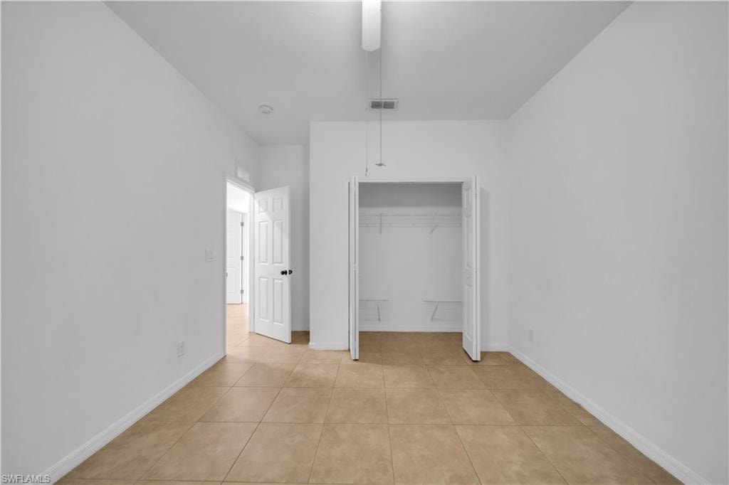 21 Kismet PKWY E photo 14