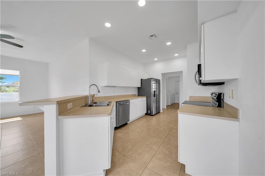 21 Kismet PKWY E photo 8