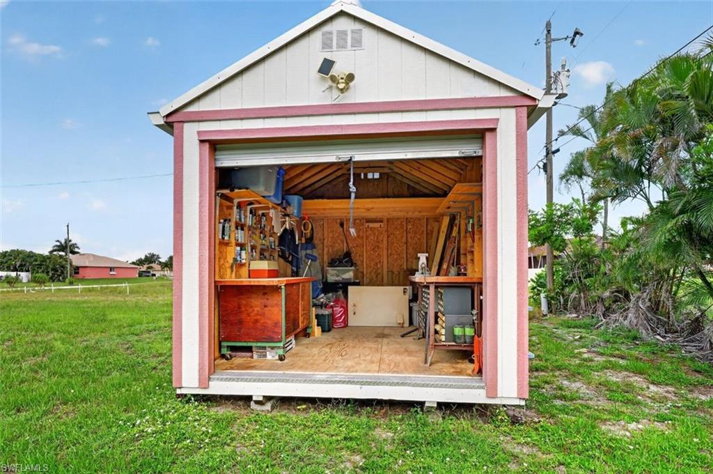 Shed with Electric
