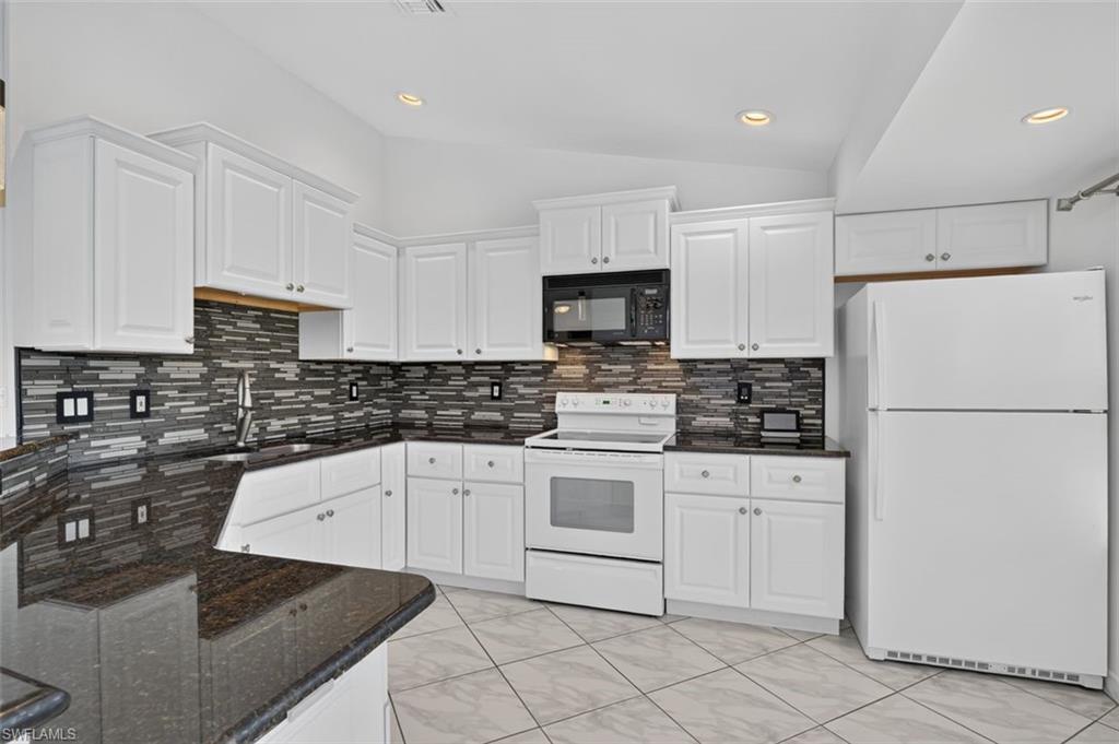 827 SW 29th TER photo 10