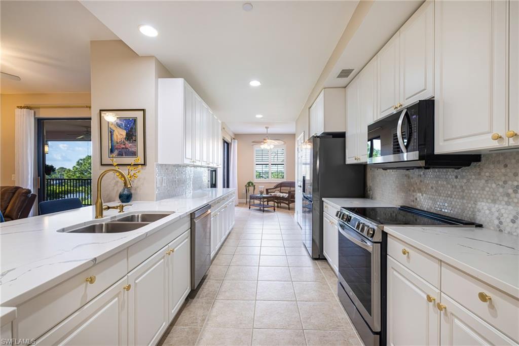24367 Baltic AVE 202 photo 13