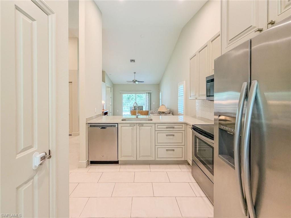 3510 AVION WOODS CT 104 photo 17