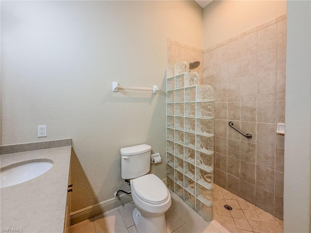 3510 AVION WOODS CT 104 photo 26