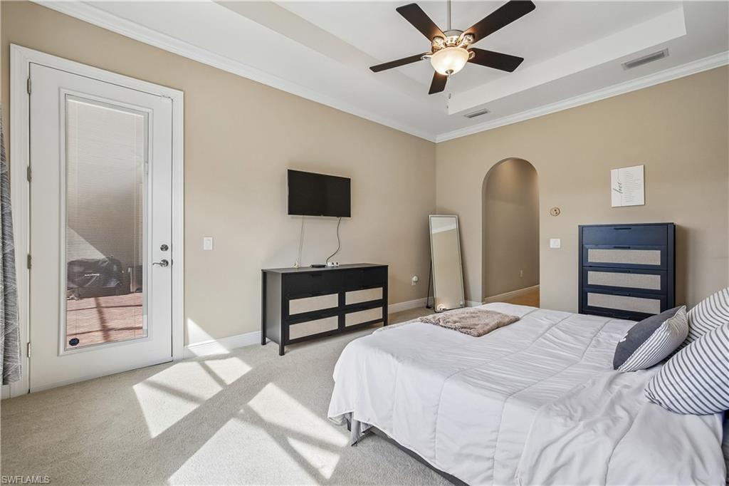 10100 Belcrest BLVD photo 17