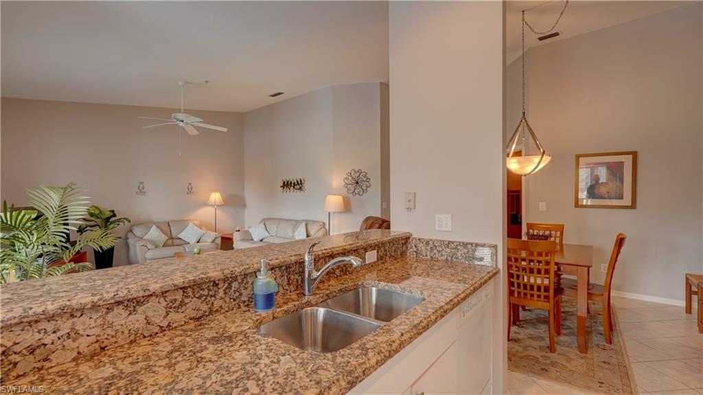 8083 Queen Palm LN 424 photo 23
