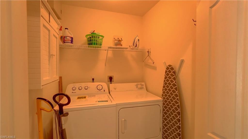 8083 Queen Palm LN 424 photo 7