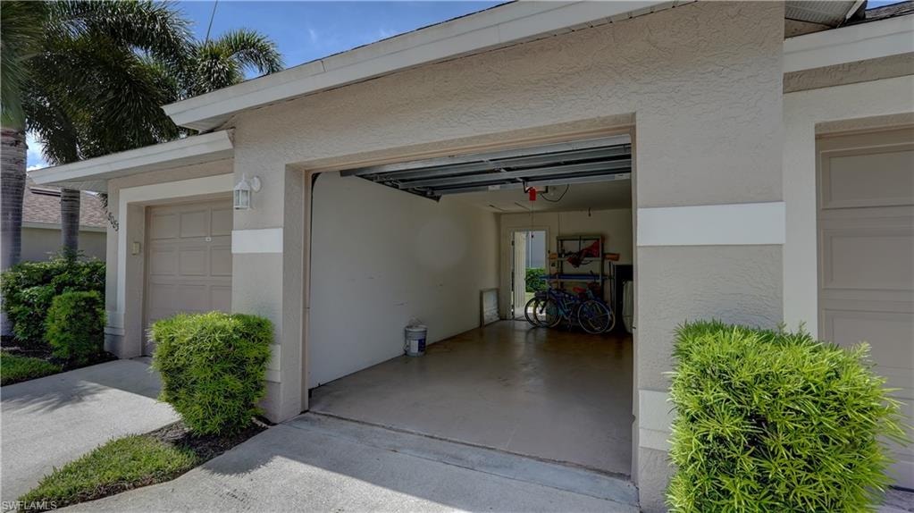 8083 Queen Palm LN 424 photo 34