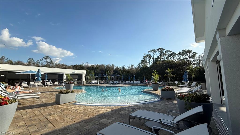 8083 Queen Palm LN 424 photo 41