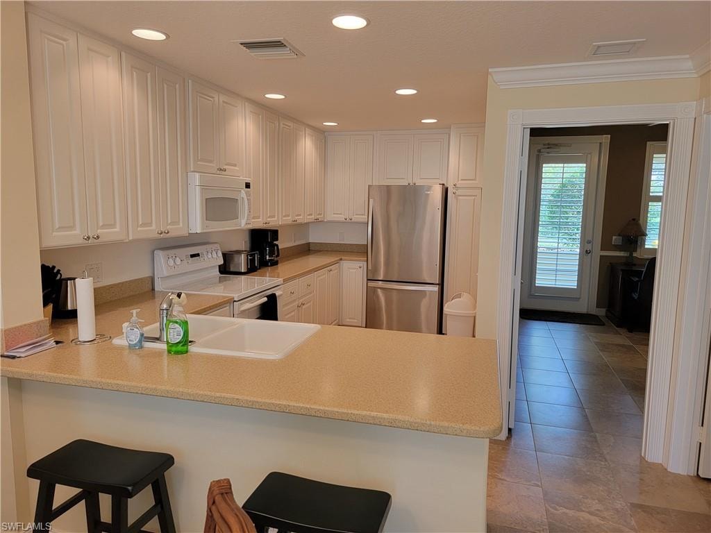 28209 Jeneva WAY photo 8