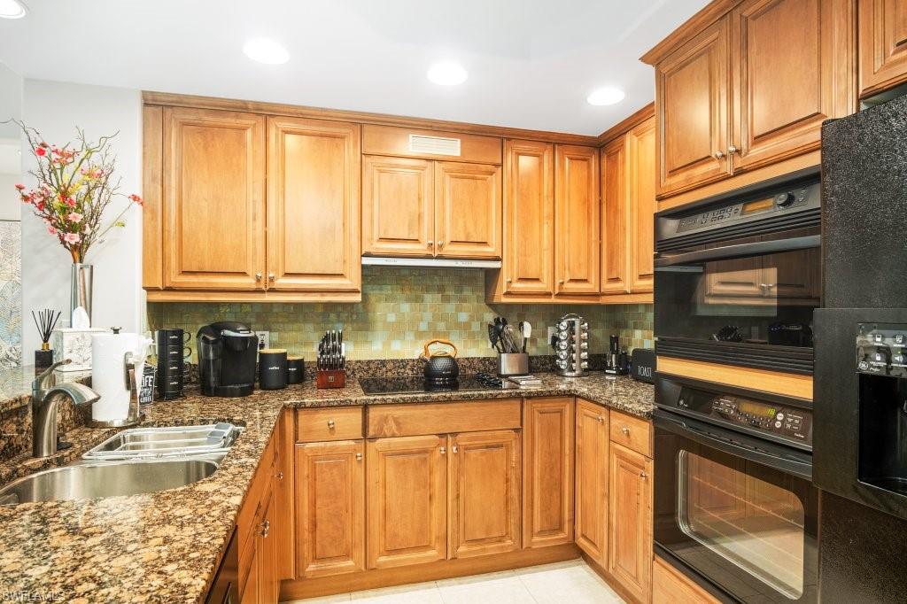 2728 Tiburon BLVD E A-203 photo 6