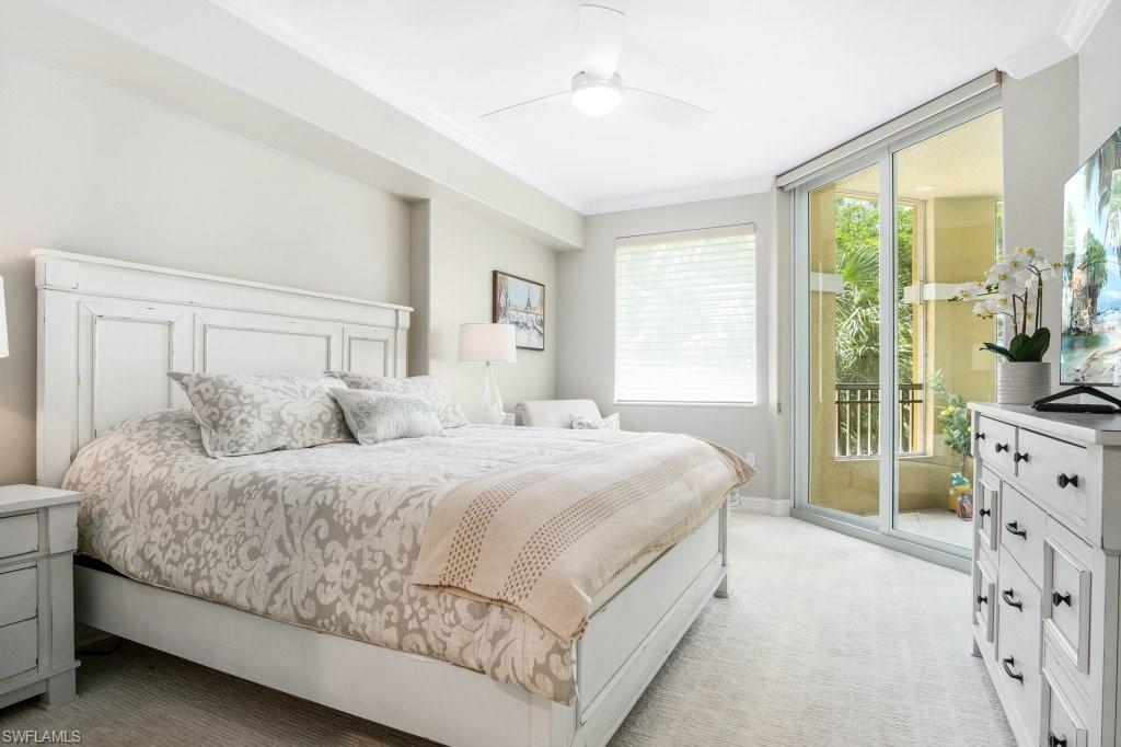 MASTER BEDROOM W/ACCESS TO THE SCREENED IN LANAI
