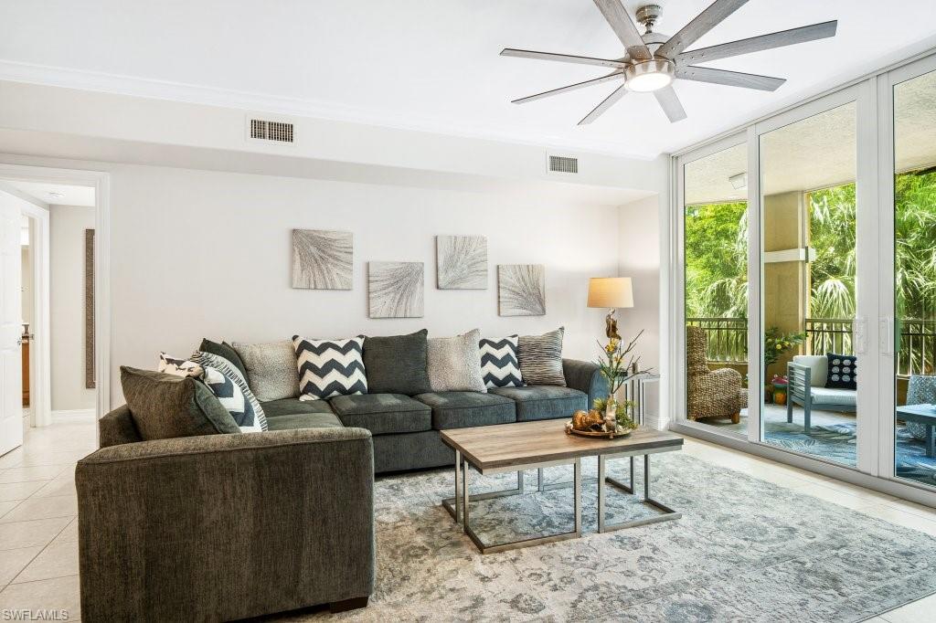 2728 Tiburon BLVD E A-203 photo 8