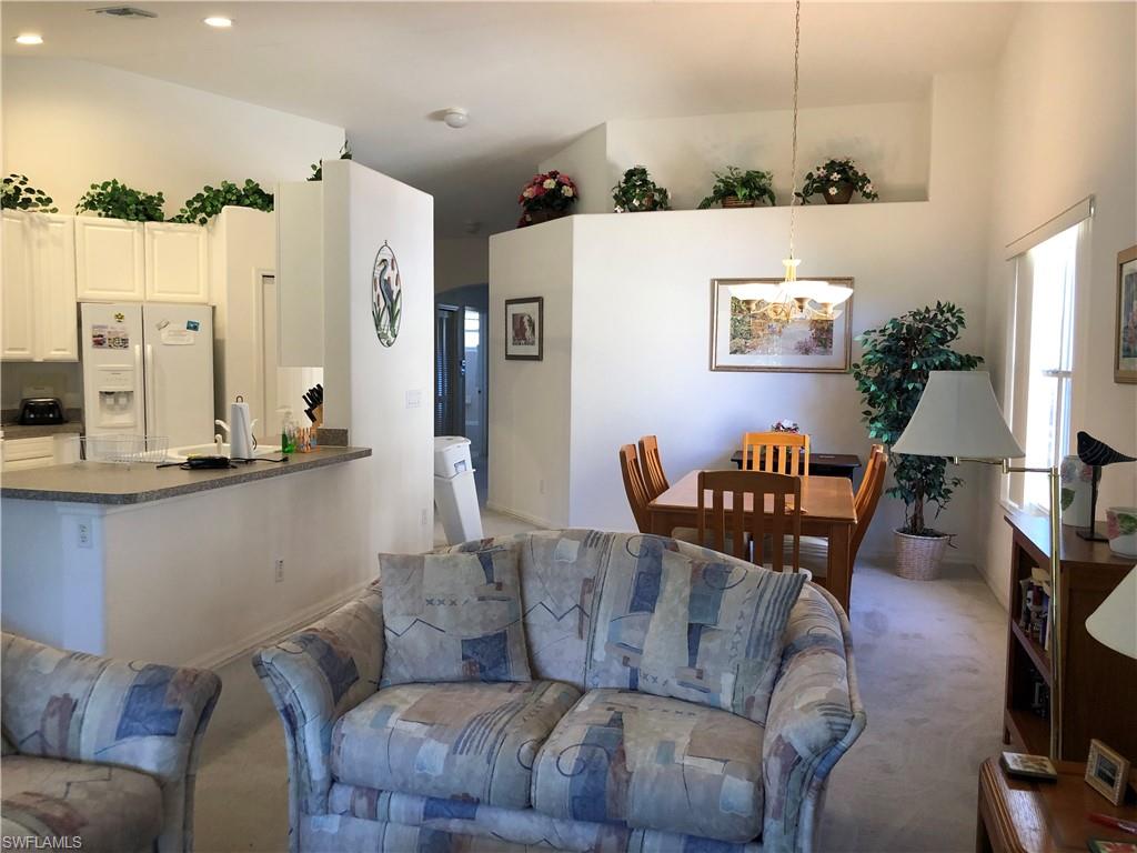 6854 STERLING GREENS DR 201 photo 7