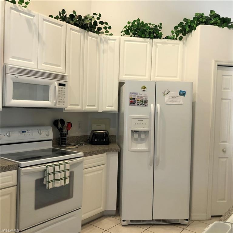 6854 STERLING GREENS DR 201