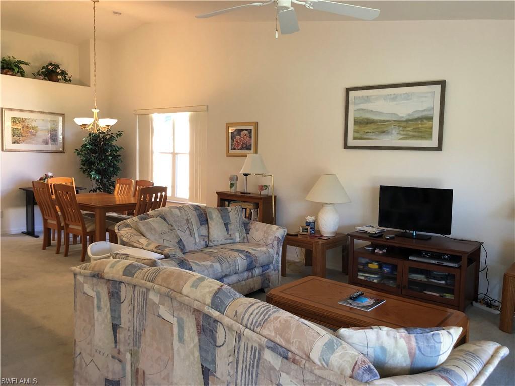 6854 STERLING GREENS DR 201 photo 9