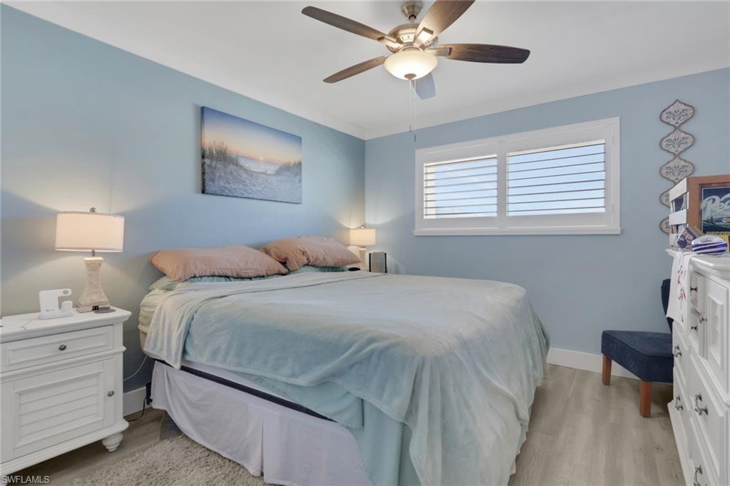 2121 Collier AVE 508 photo 16