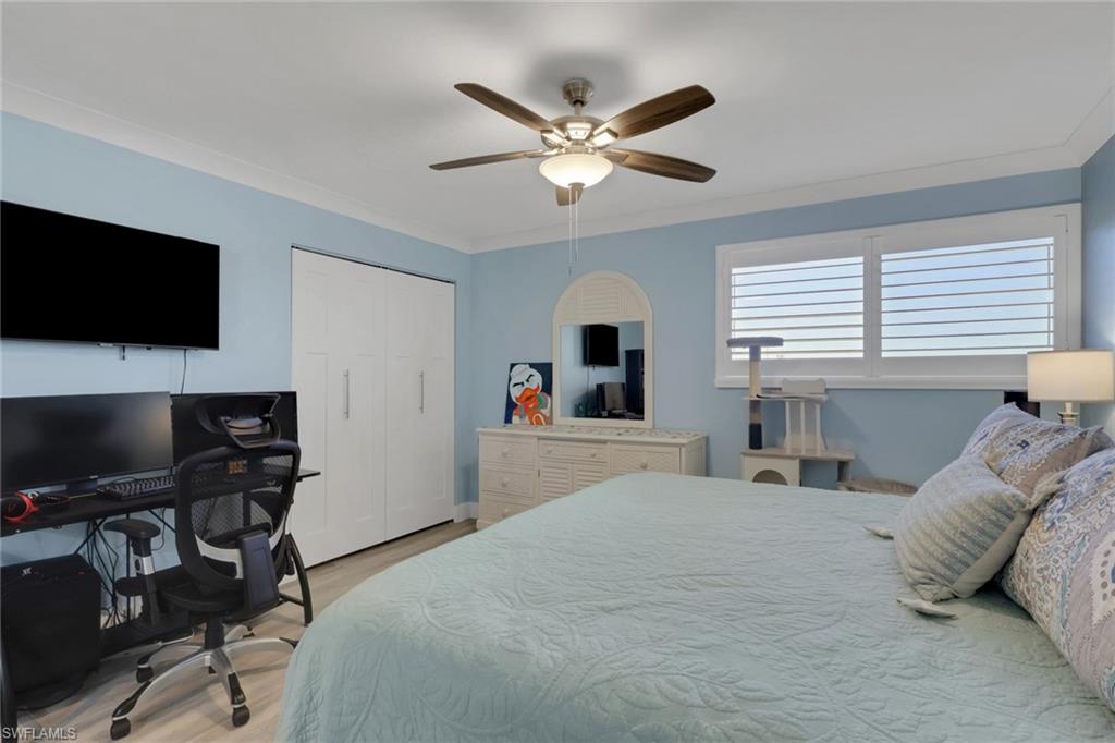 2121 Collier AVE 508 photo 14