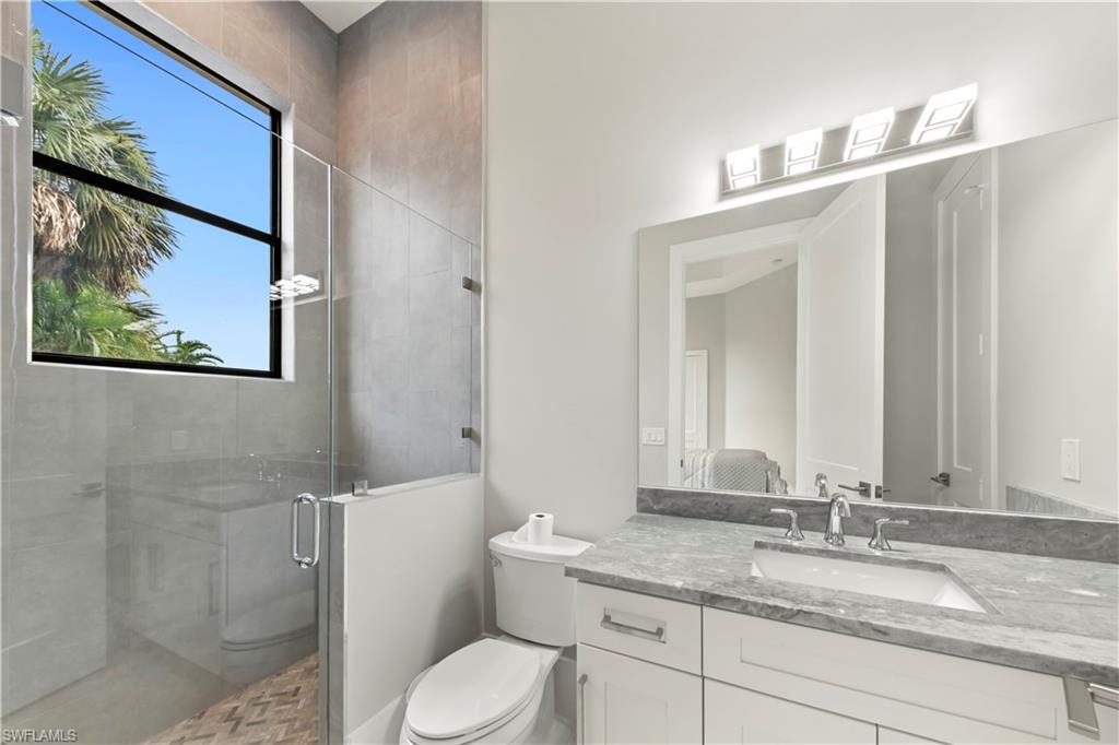 1361 Golden Gate BLVD W photo 23