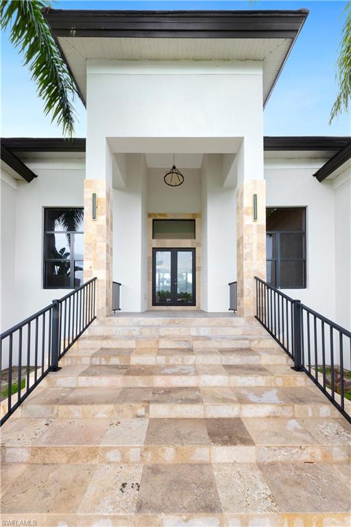 1361 Golden Gate BLVD W photo 9