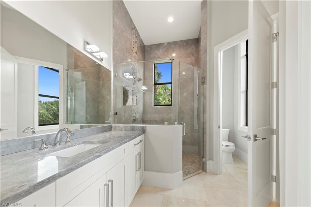 1361 Golden Gate BLVD W photo 25
