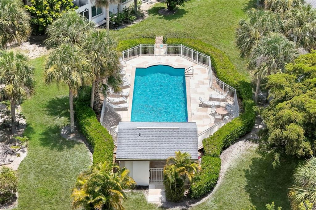 Community pool