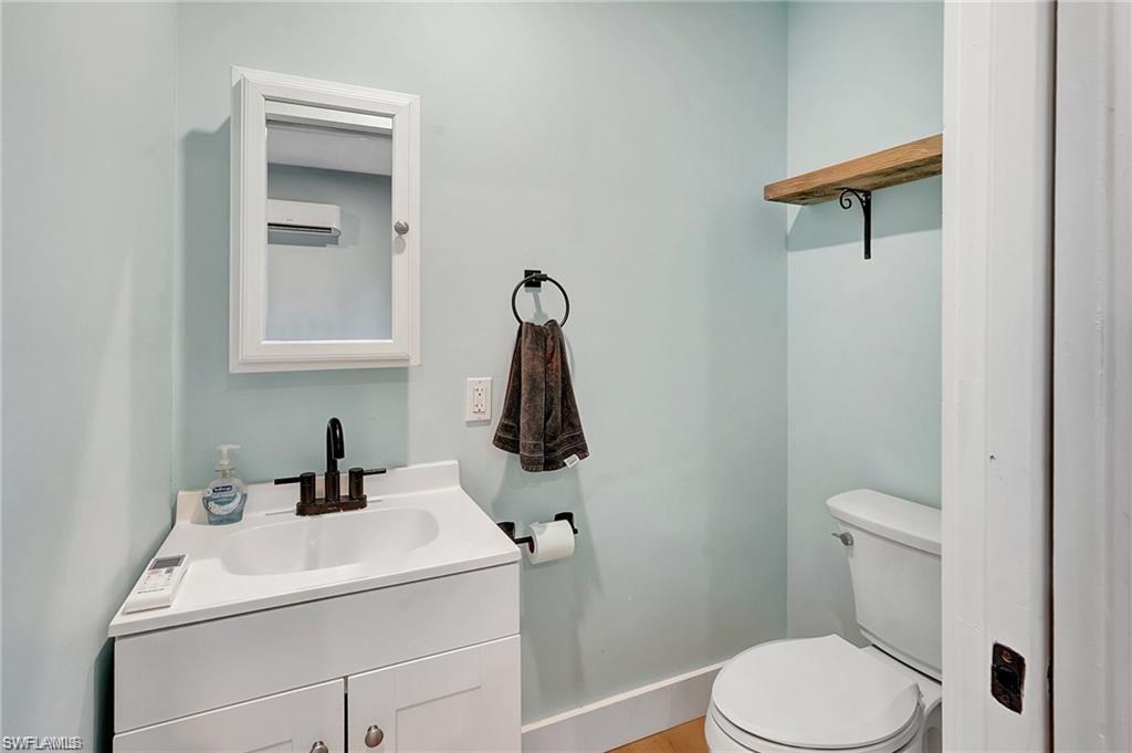 86 Dolphin CIR photo 31