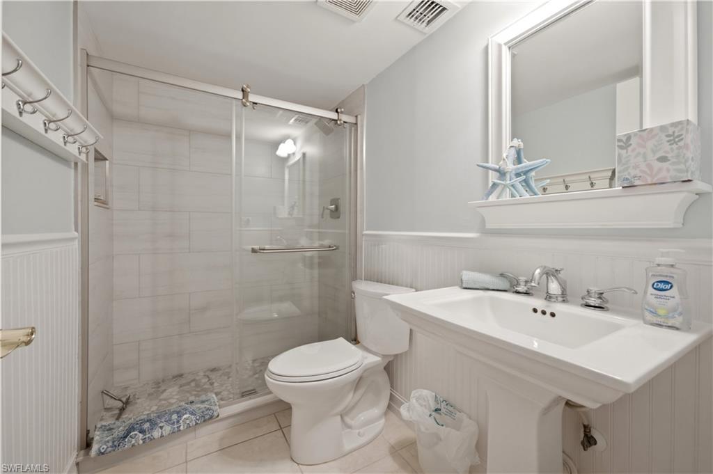 1083 Forest Lakes DR 209 photo 25