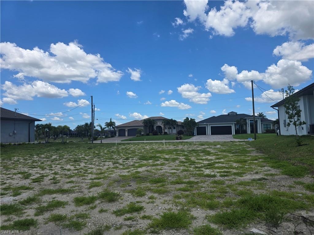 820 NW 39th AVE photo 8