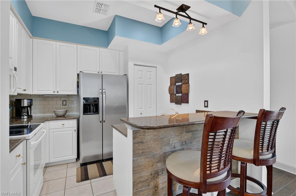 14907 Sterling Oaks DR photo 17