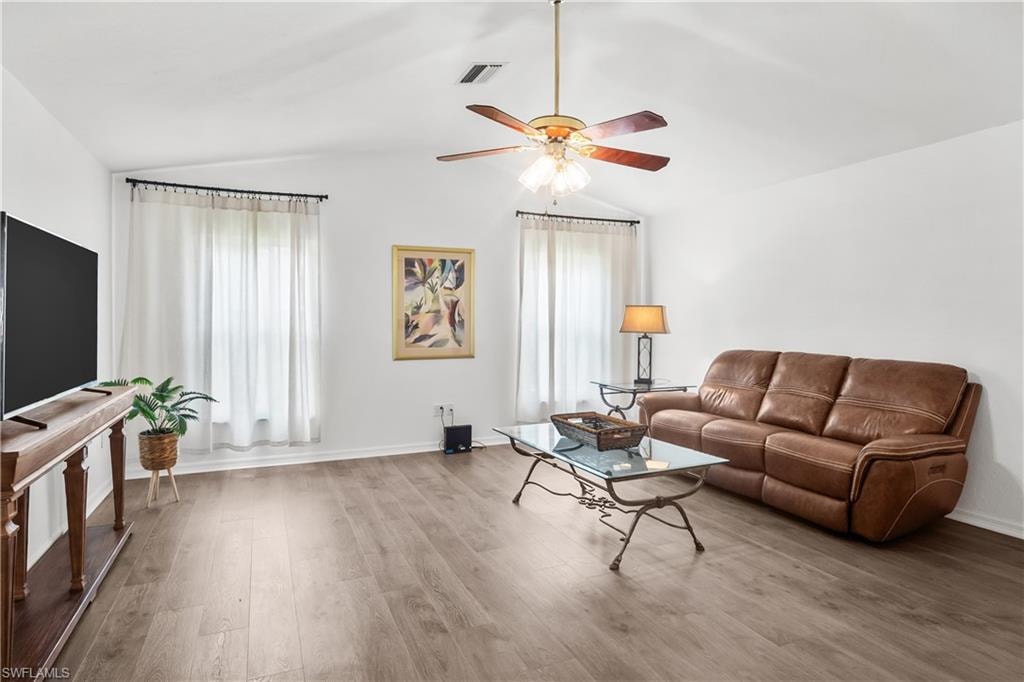 320 Georgia AVE photo 15