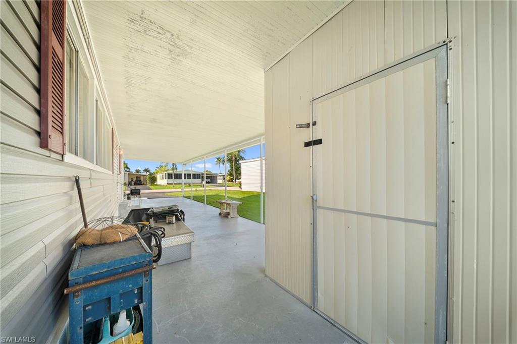 455 Cape Florida WAY photo 22