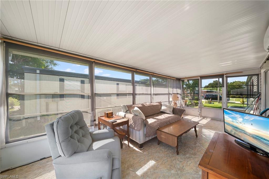 455 Cape Florida WAY photo 19