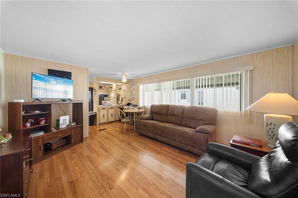 455 Cape Florida WAY photo 8