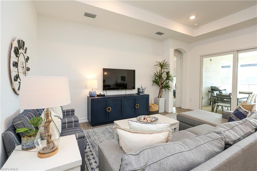 14656 Kelson CIR photo 32