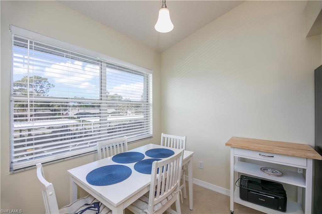 113 Wading Bird CIR W-204