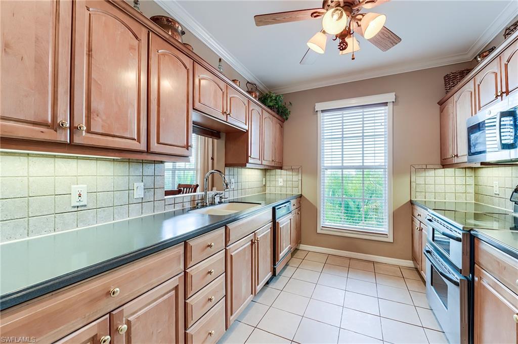 12205 Siesta DR photo 7