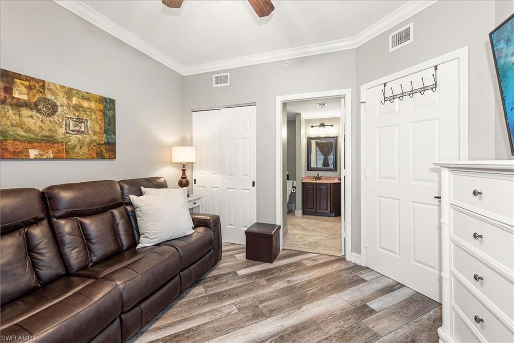 Guest room/media