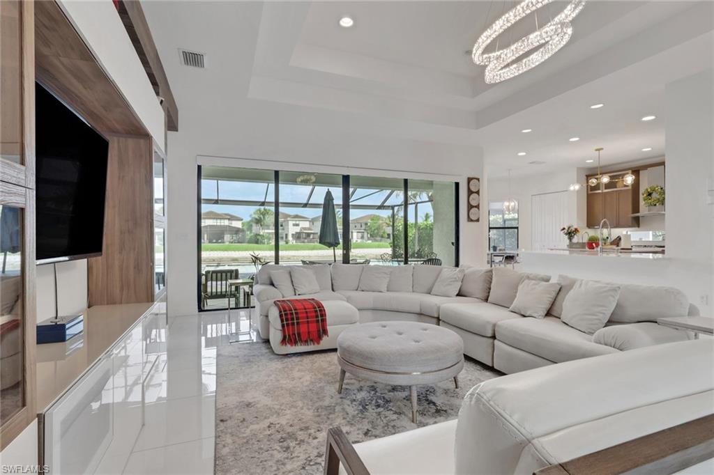 4509 Azalea DR photo 6