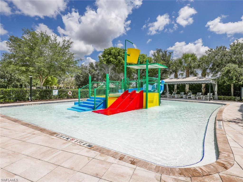 Kids splashpad