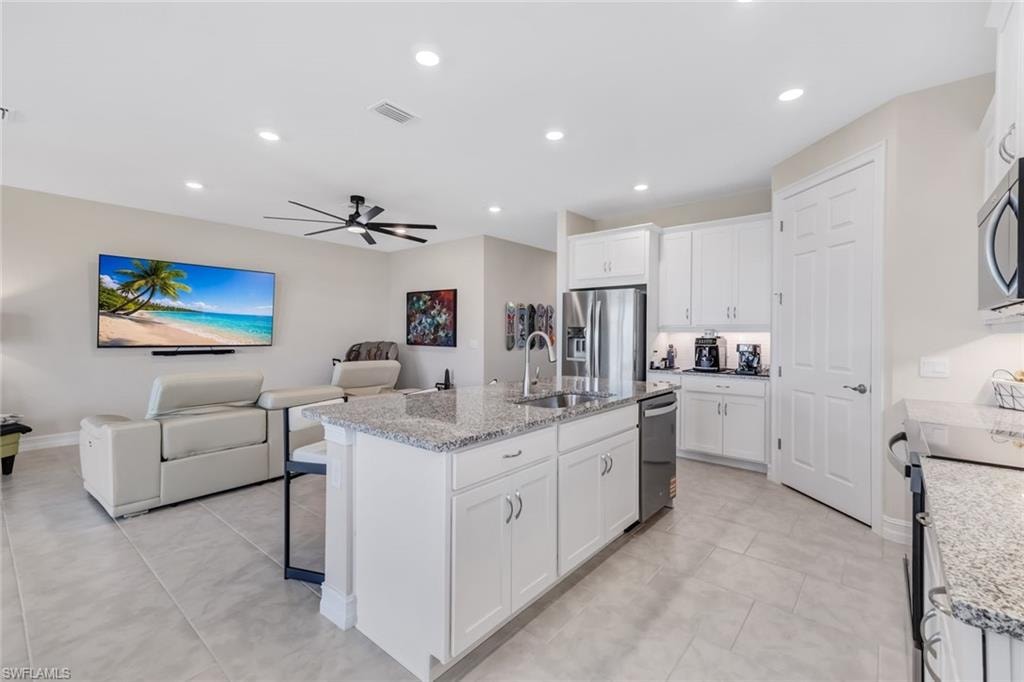 451 Spring Hill Lake LOOP photo 11